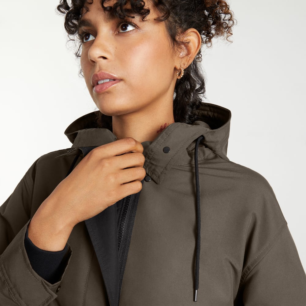 The Anorak in Forest / Black — detail view