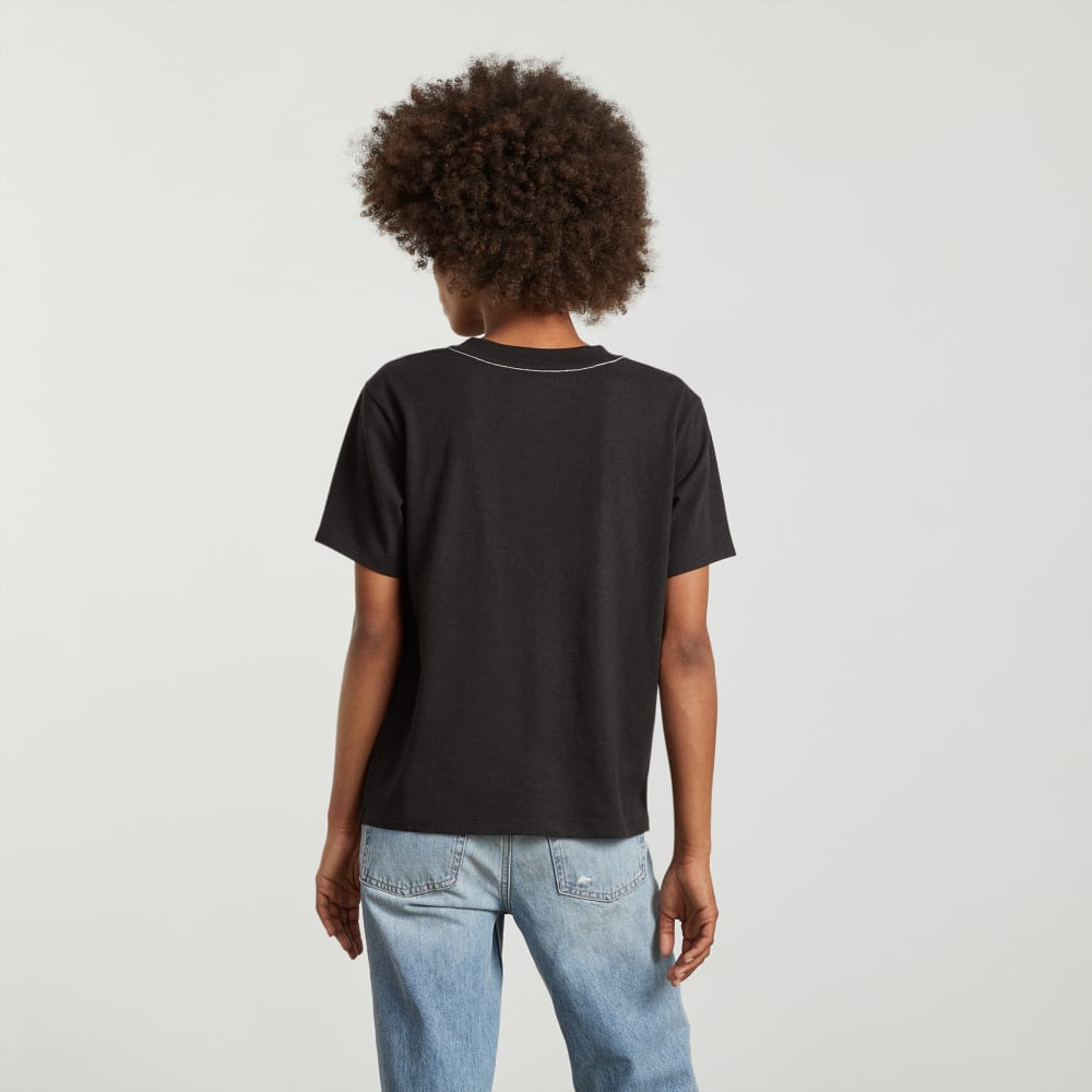 The Vintage V-Neck Hemp Tee in Black — alternate view