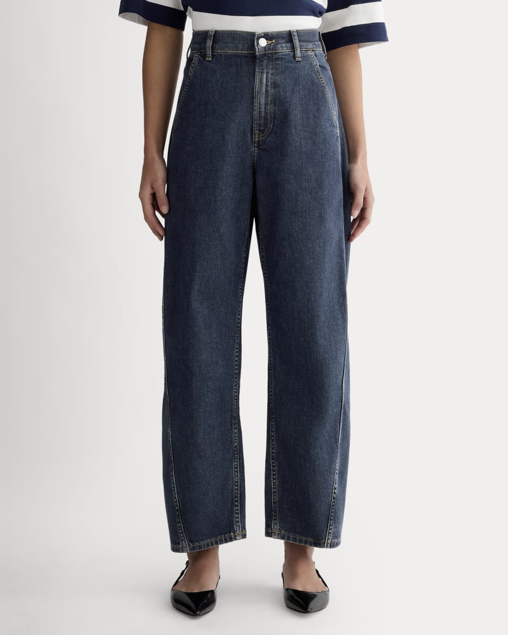 The Way-High® Twist Curve Jean in Indigo Rinse — detail view