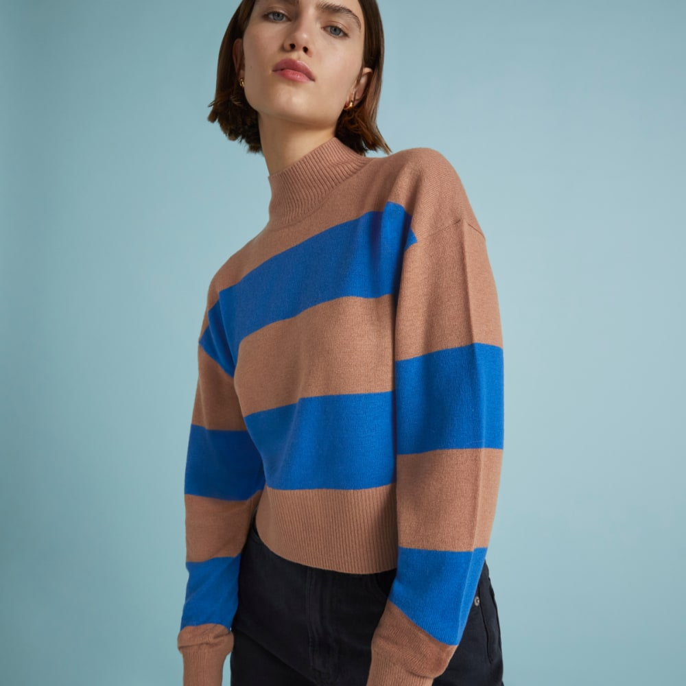 The Luxe Merino Turtleneck in Sahara / Lapis Blue — detail view