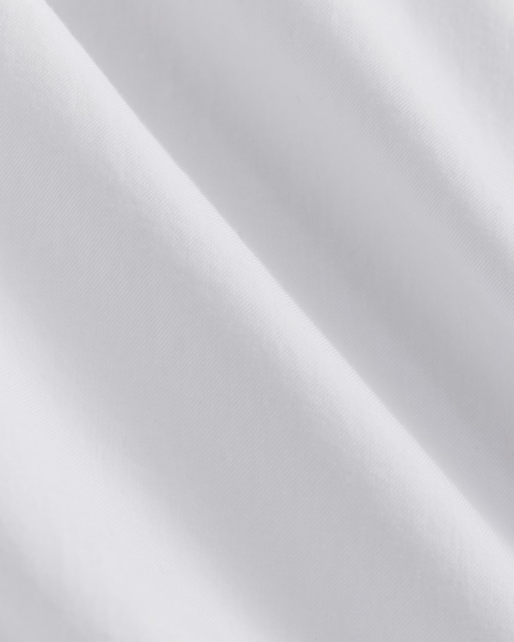 Everyday Shirt in Silky Cotton in White — detail view
