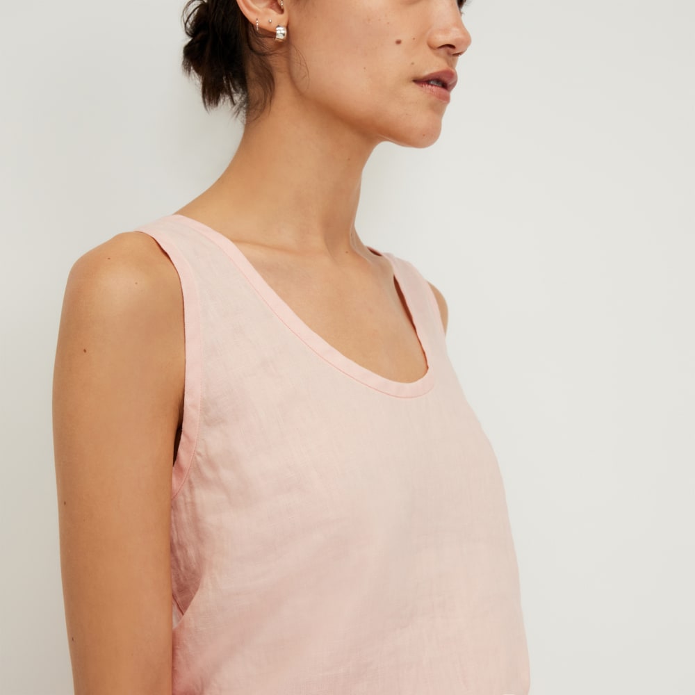 The Scoop Tank in Linen in Petal Pink — detail view