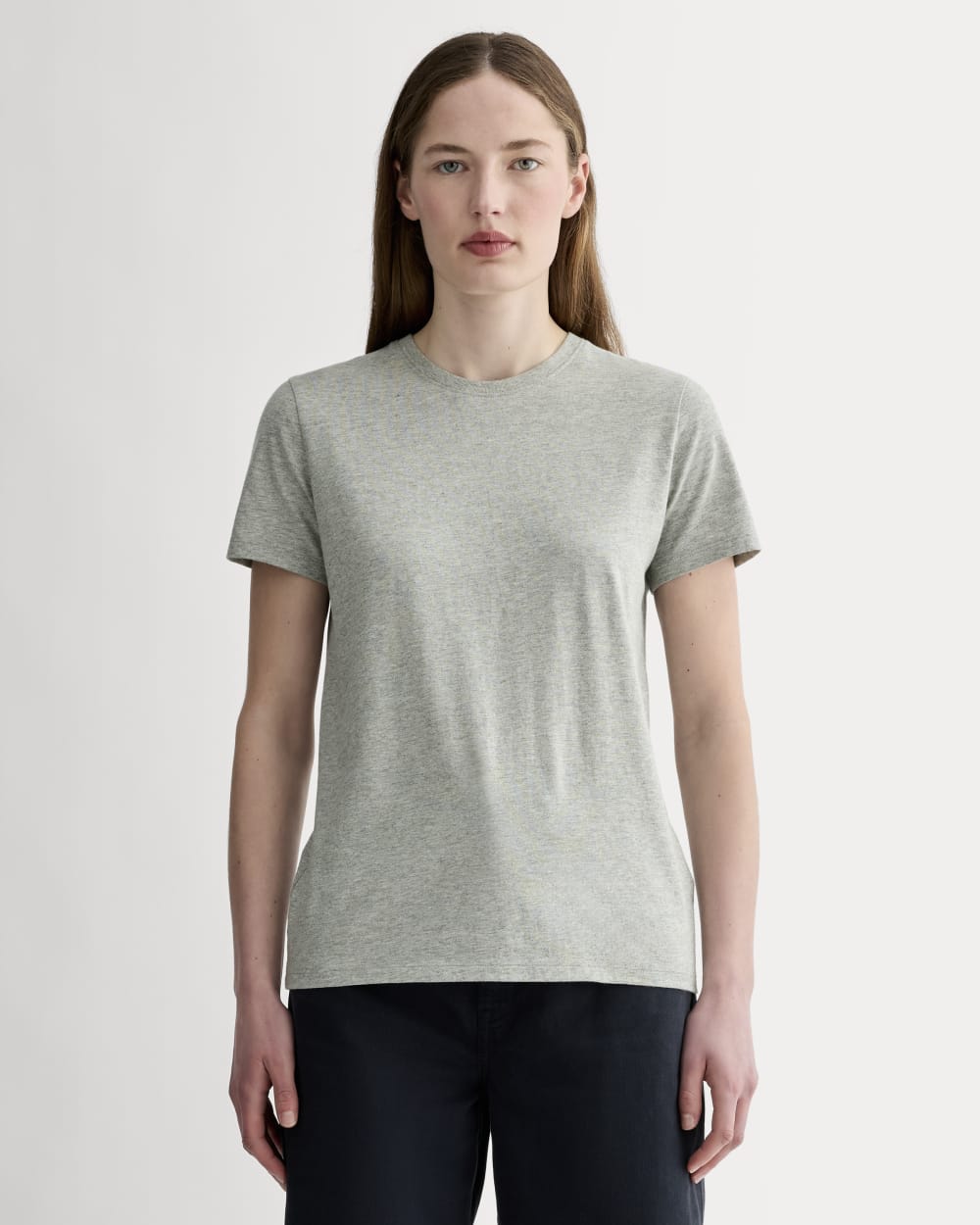 The Slim Crew in Essential Cotton in Heathered Grey — front view
