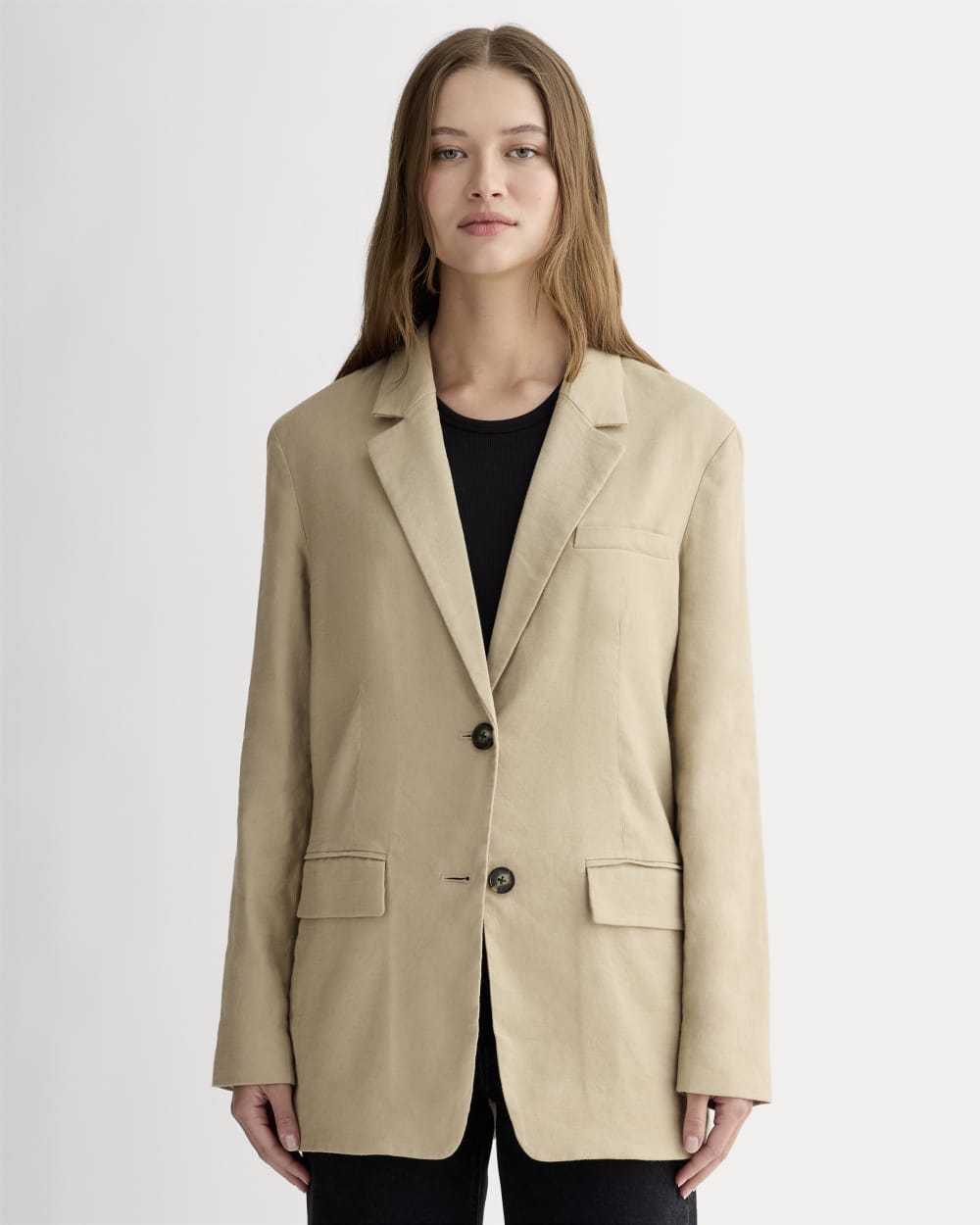 The Oversized Blazer in Stretch Linen in Trench Coat Khaki — front view