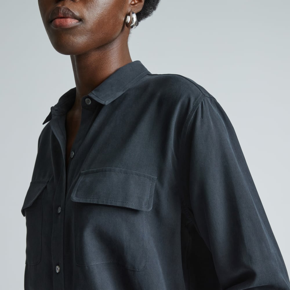 The Washable Silk Relaxed Shirt in Washed Black — detail view