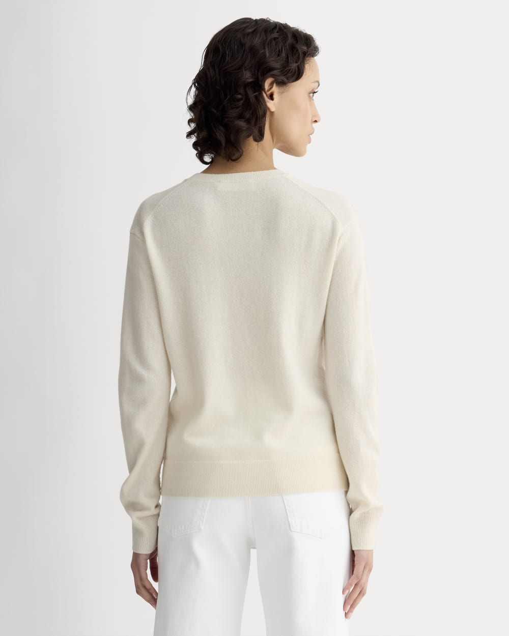 The Classic Crew in Cashmere in Bone — detail view