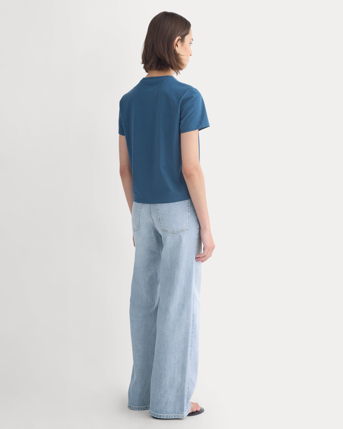 The Box-Cut Tee in Essential Cotton in Blue Wing Teal — detail view