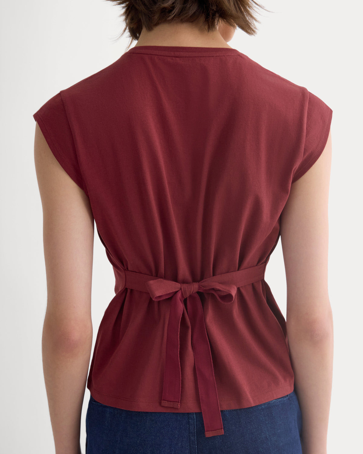 Tie-Back Tee in Organic Cotton in Cabernet — detail view
