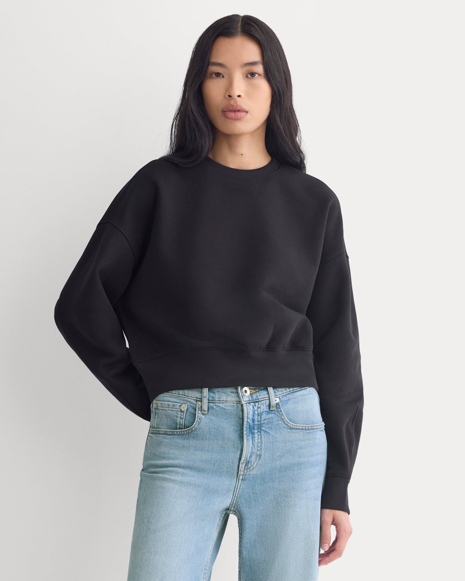 Luxe Fleece Shrunken Crew in Black — detail view