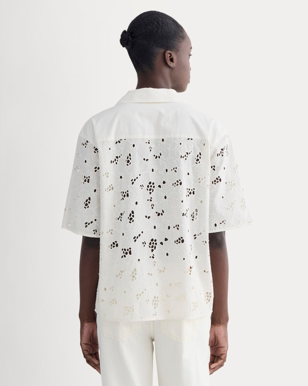 The Eyelet Camp Shirt in Bone — detail view