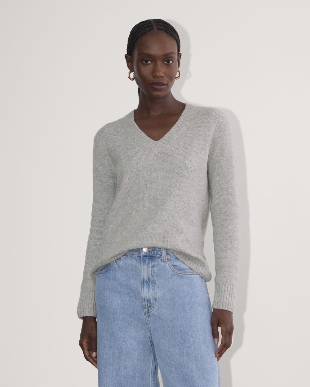 The V-Neck Sweater in Plush Cotton in Heathered Grey — front view