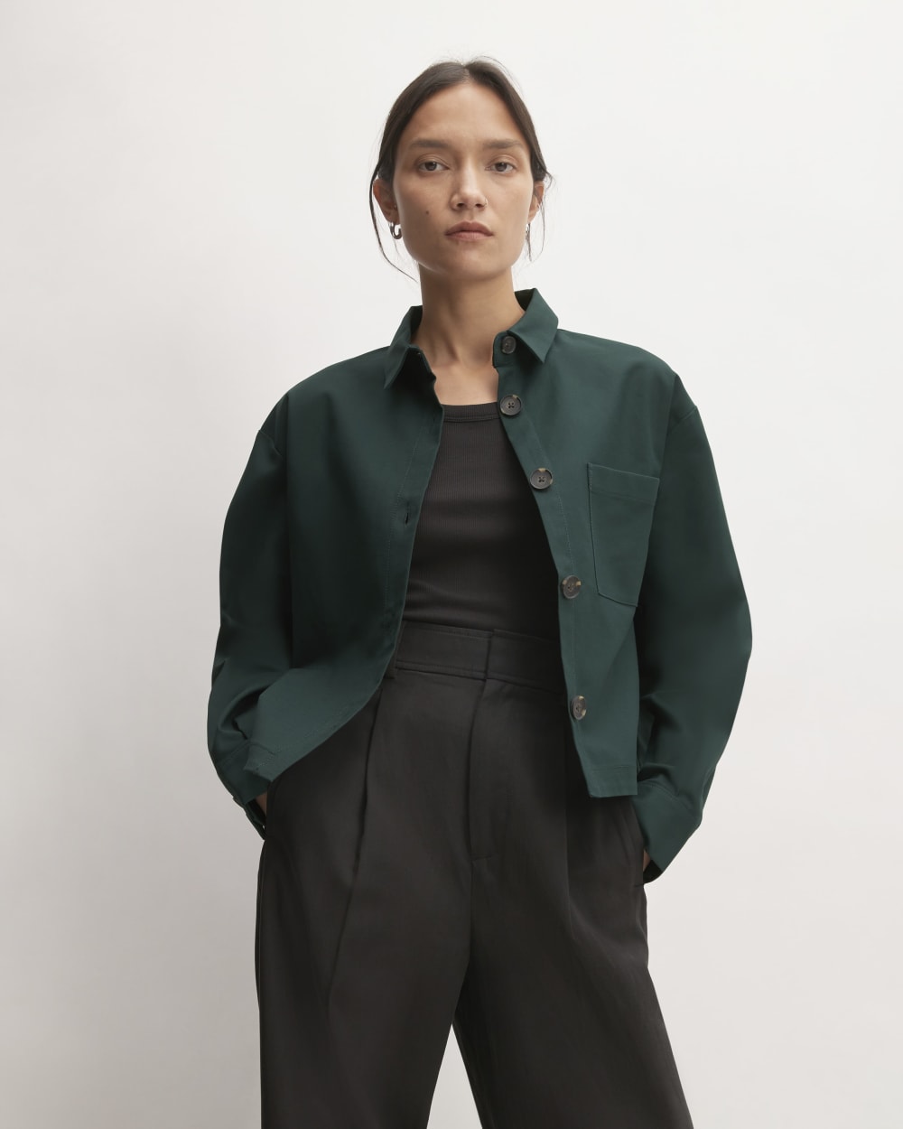 The Structured Cotton Cropped Shirt in Scarab — front view