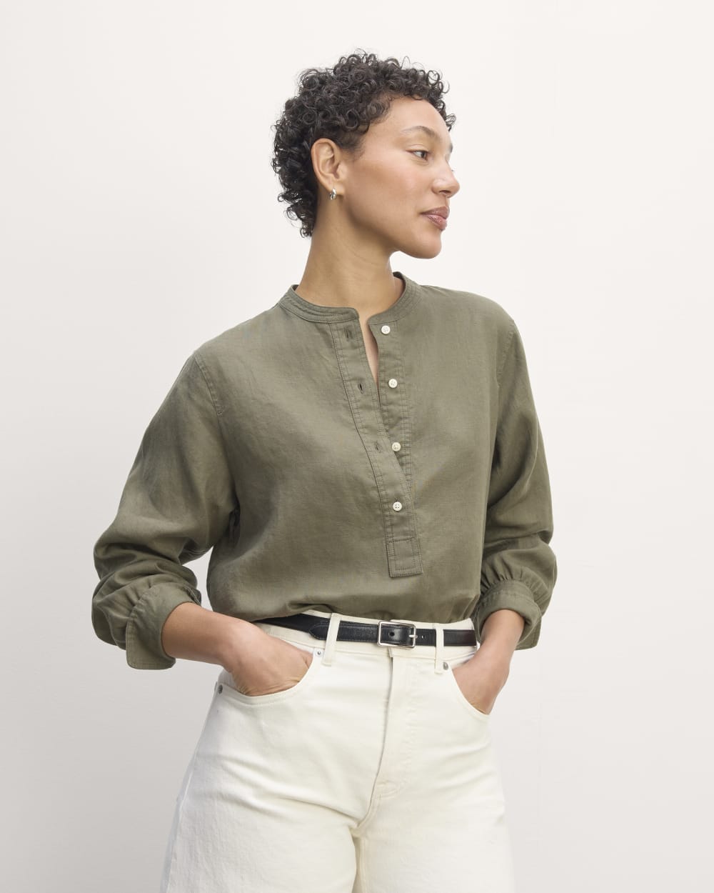 The Henley Shirt in Linen in Kalamata — front view