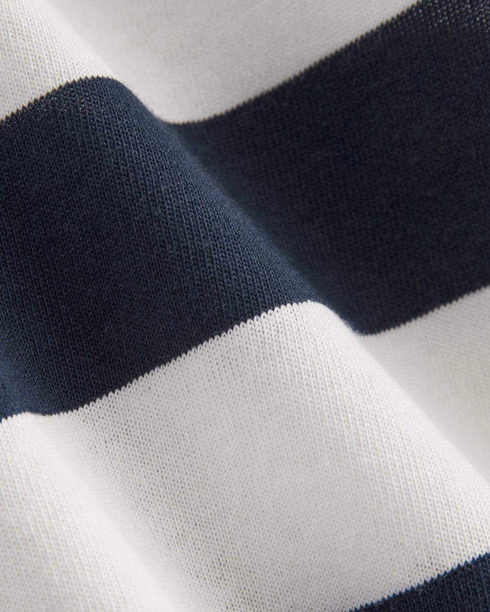 The Mariner Rugby Top in Navy / Bone — detail view