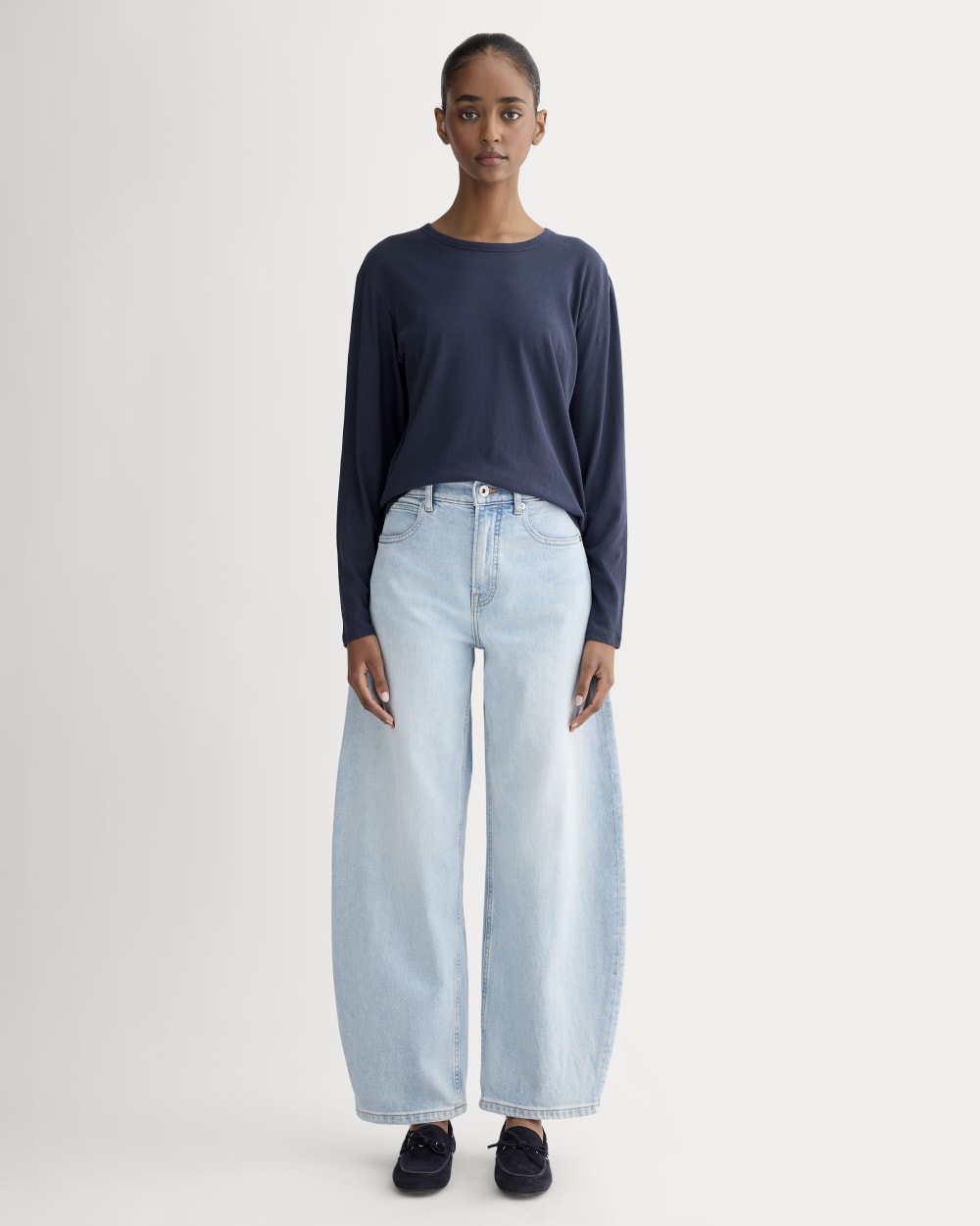 The Air Long-Sleeve Tee in Navy — detail view