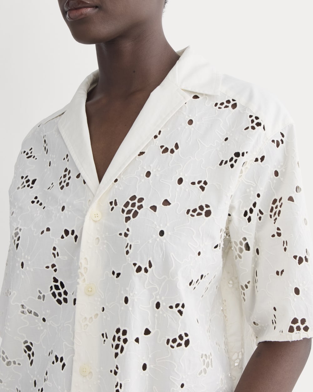 The Eyelet Camp Shirt in Bone — detail view