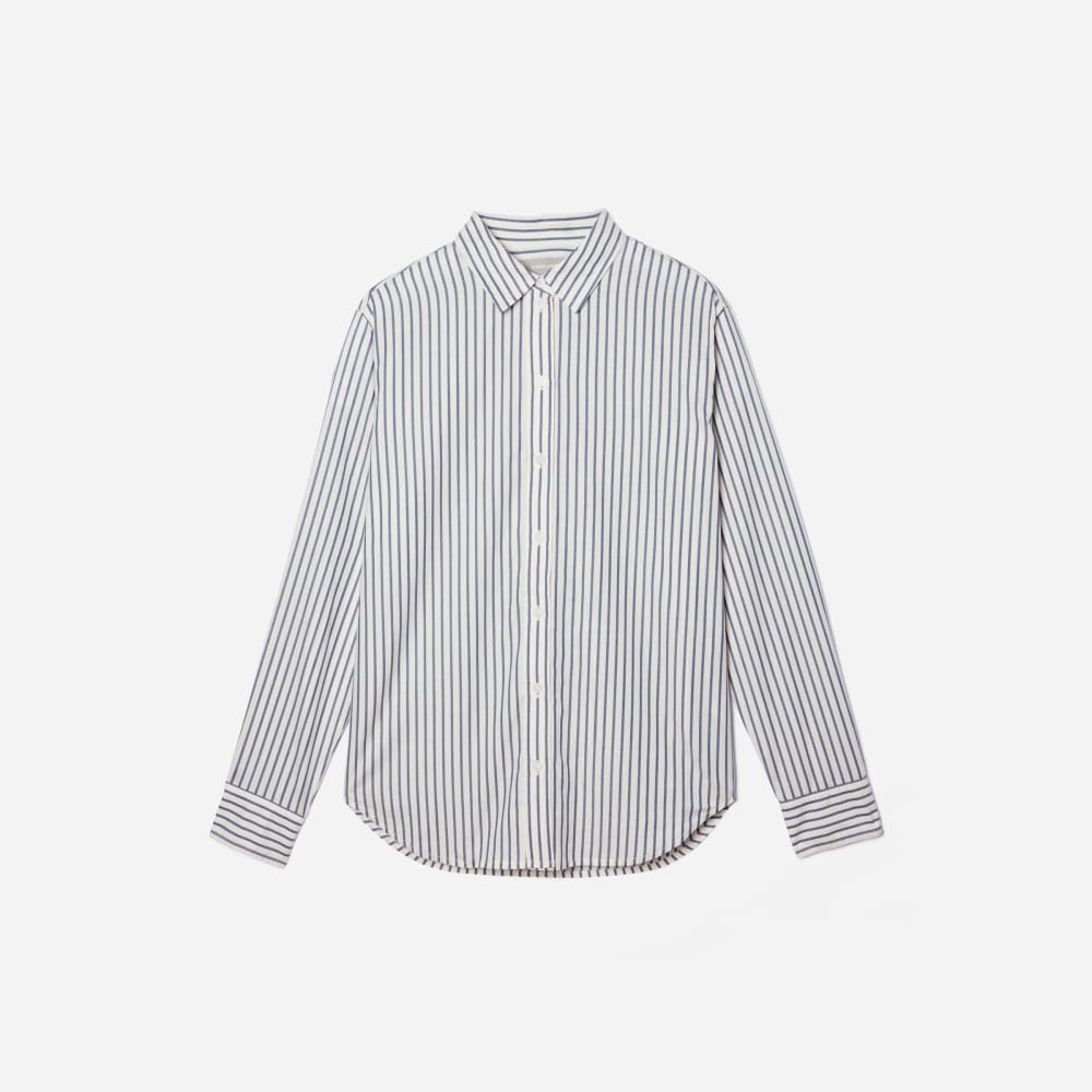 The Must-Have Shirt in Silky Cotton in Deep Blue / Canvas — front view