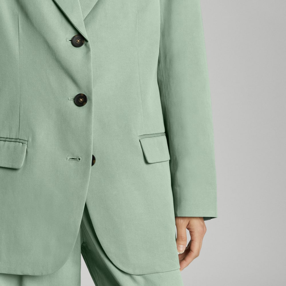 The ’80s Blazer in Lily Pad — detail view