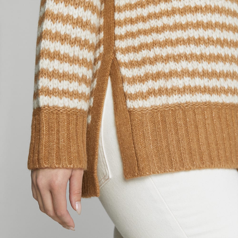 The Cloud Turtleneck in Ginger Root / Oat — detail view