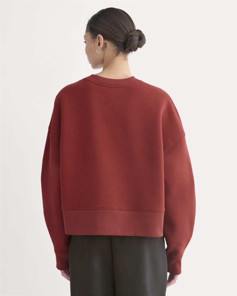 Luxe Fleece Sweatshirt in Merlot — detail view