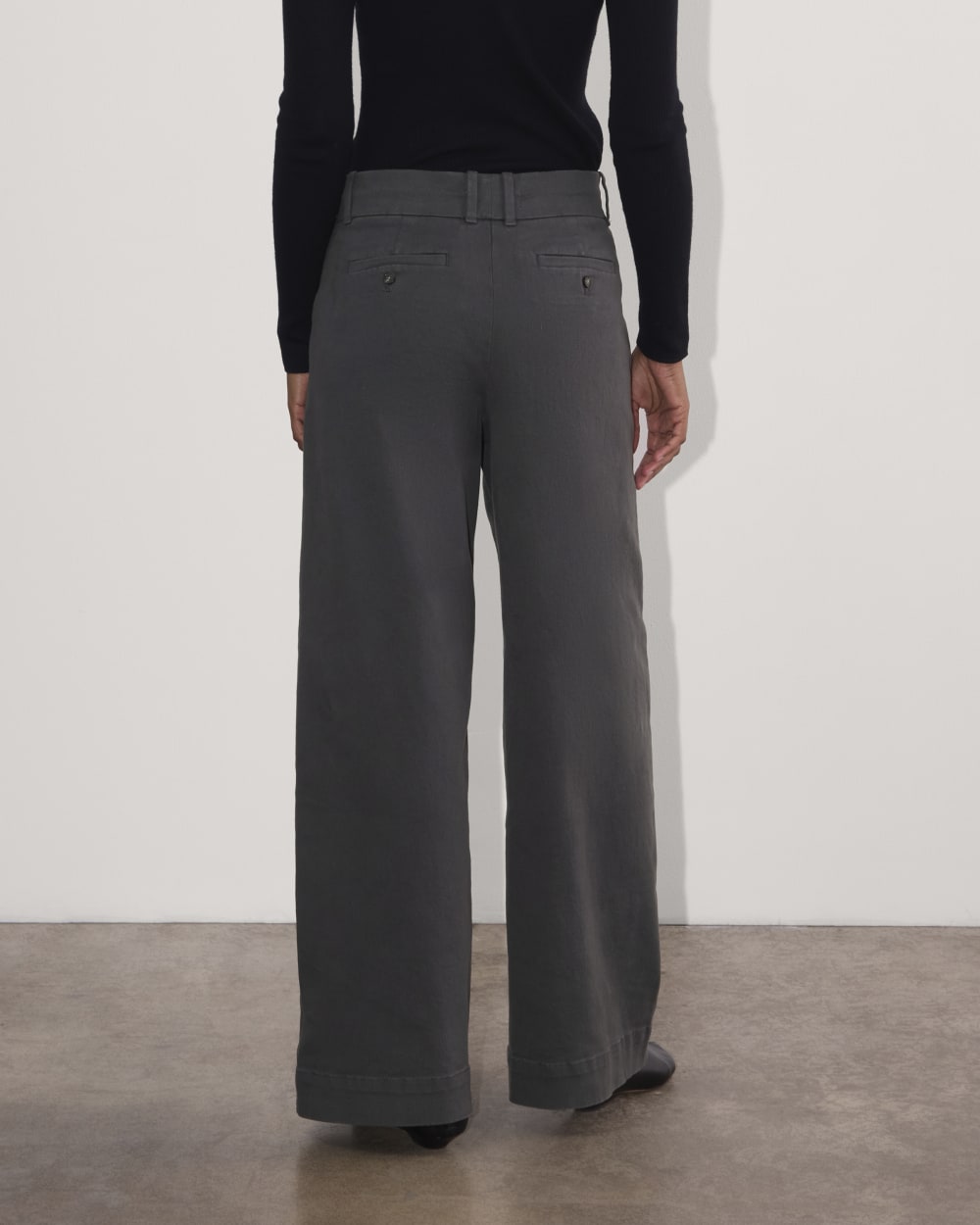 The Phoebe Trouser in Graphite — detail view