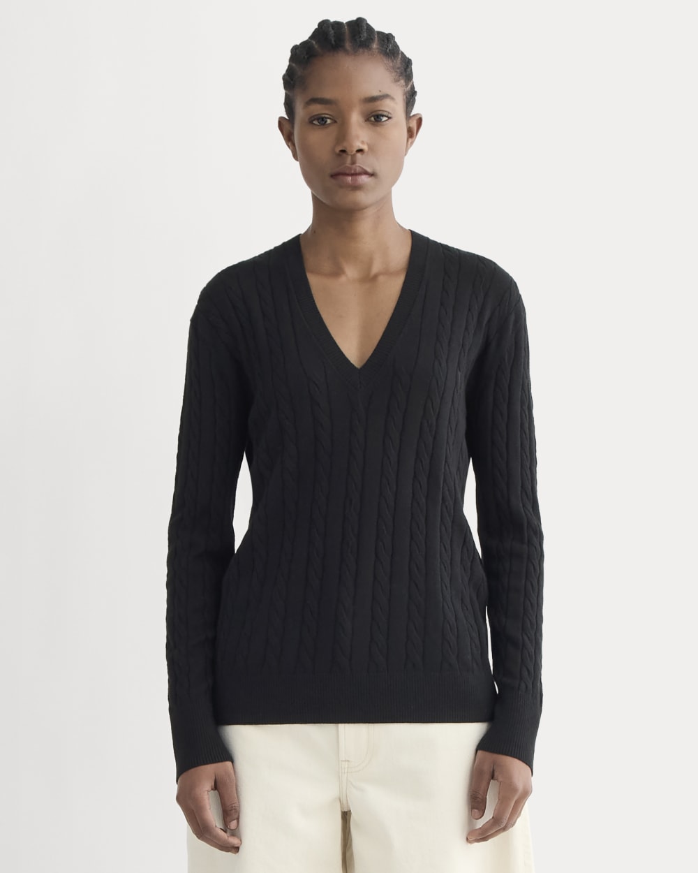 The Cable V-Neck in Cotton Cashmere in Black — front view