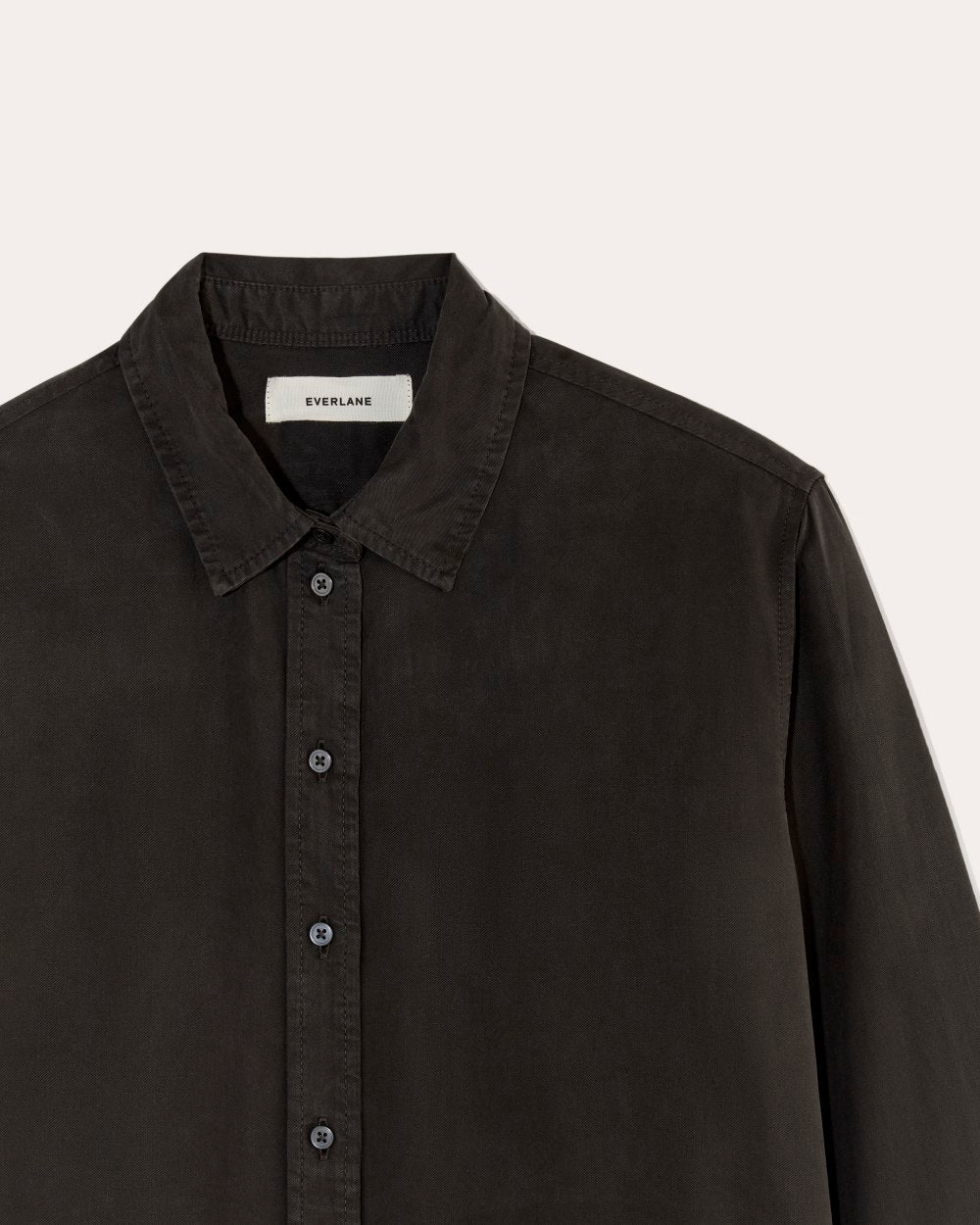The Must-Have Shirt in Butterlite in Black — detail view