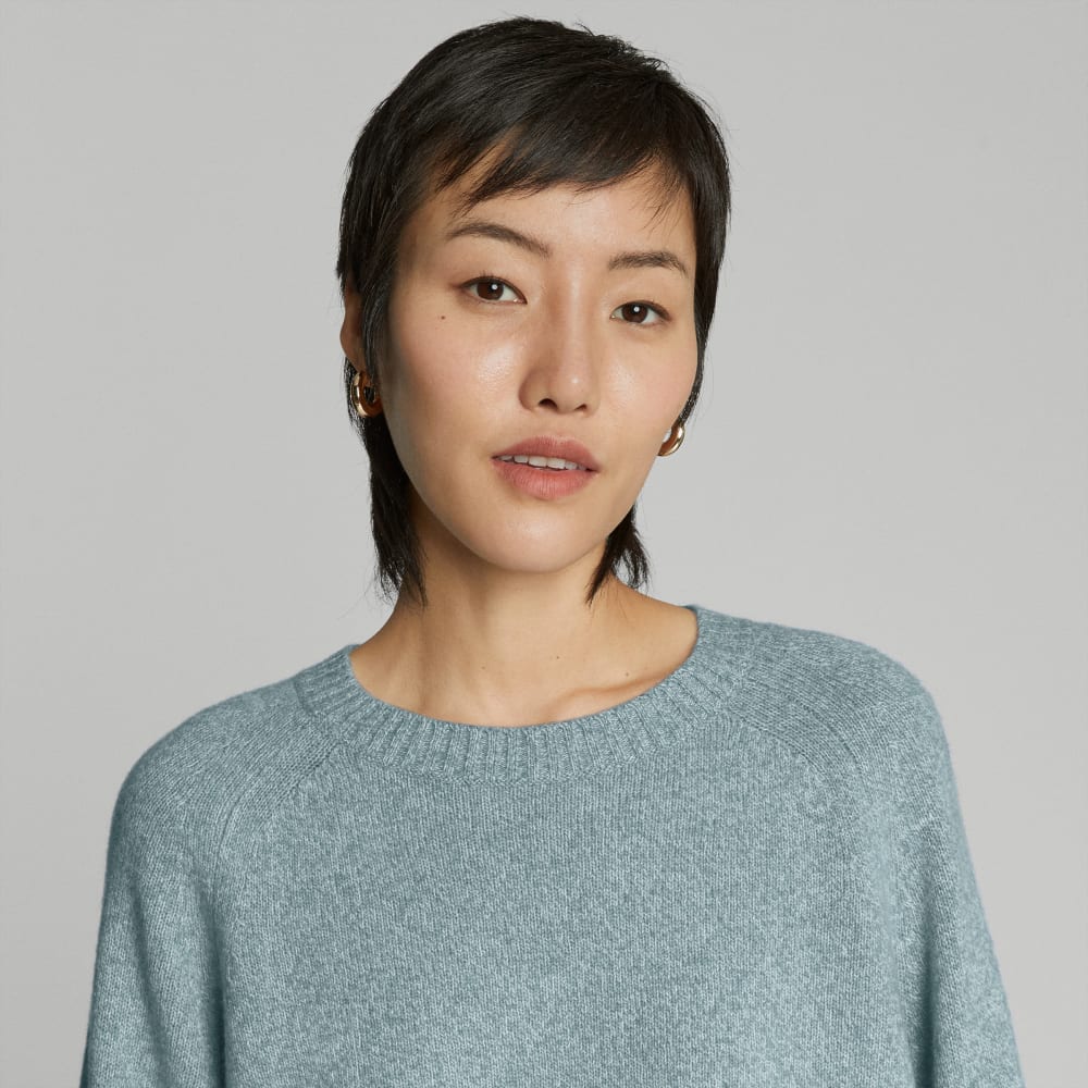 The Cashmere Boxy Crew in Spring Lake Twist — detail view
