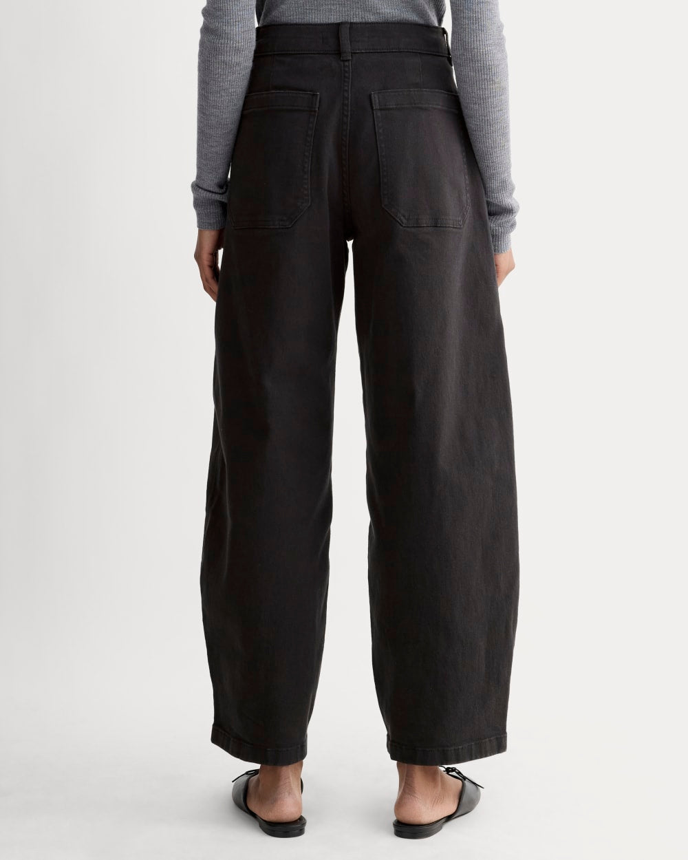 The Utility Curve Pant in Black — detail view