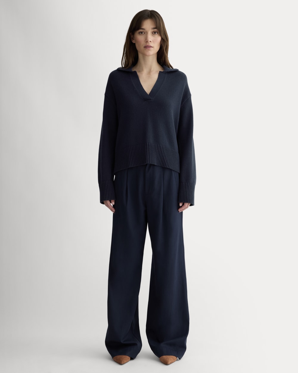 The Boxy Polo in Everyday Cotton in Navy — detail view