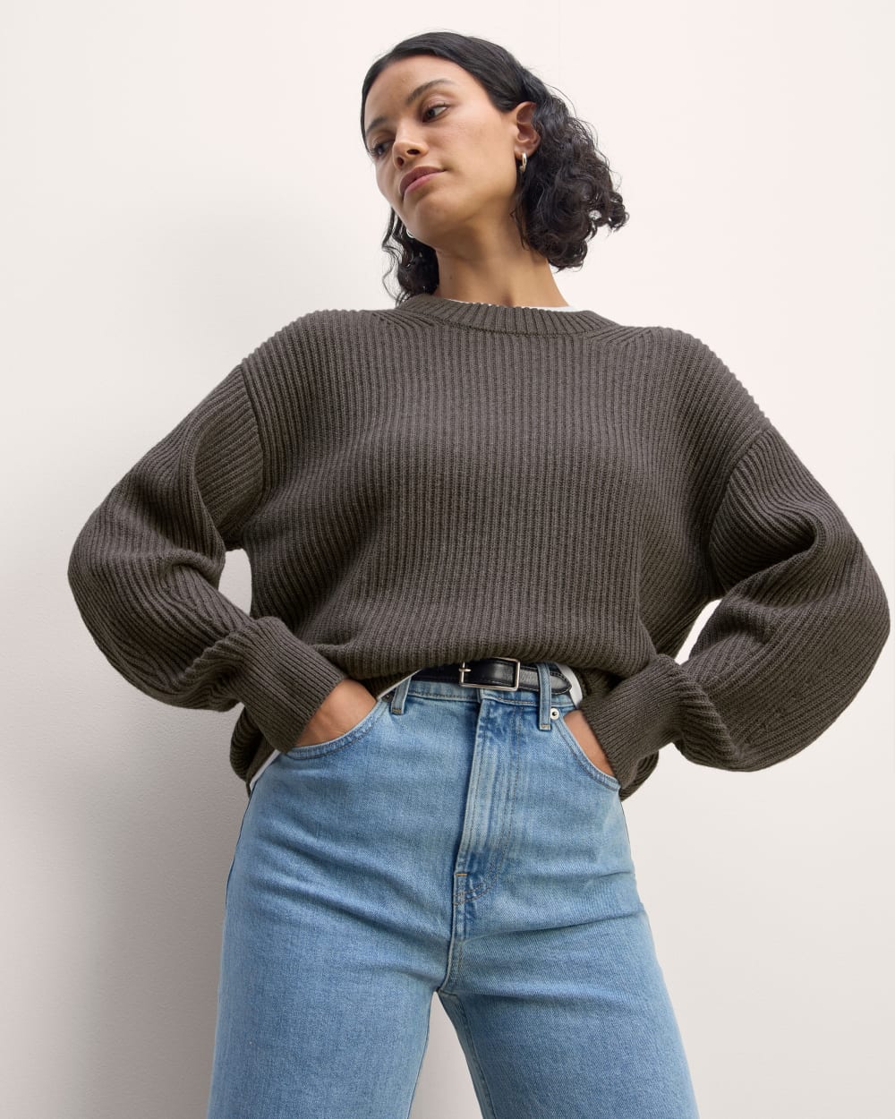 The Cocoon Crew in Everyday Cotton in Heathered Charcoal — front view
