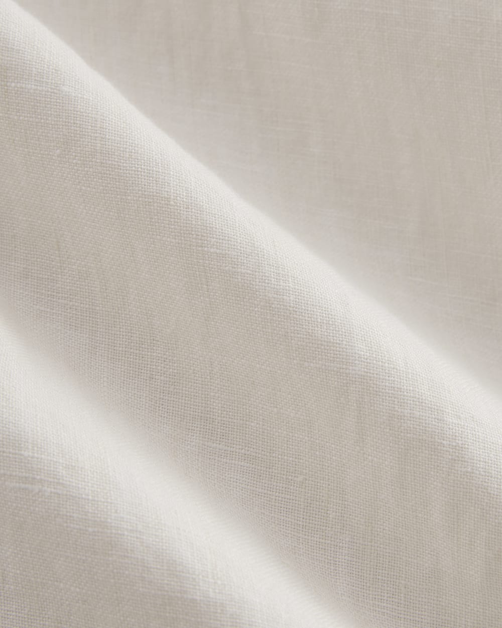 The Drawstring Pant in Linen in Natural Chambray — detail view