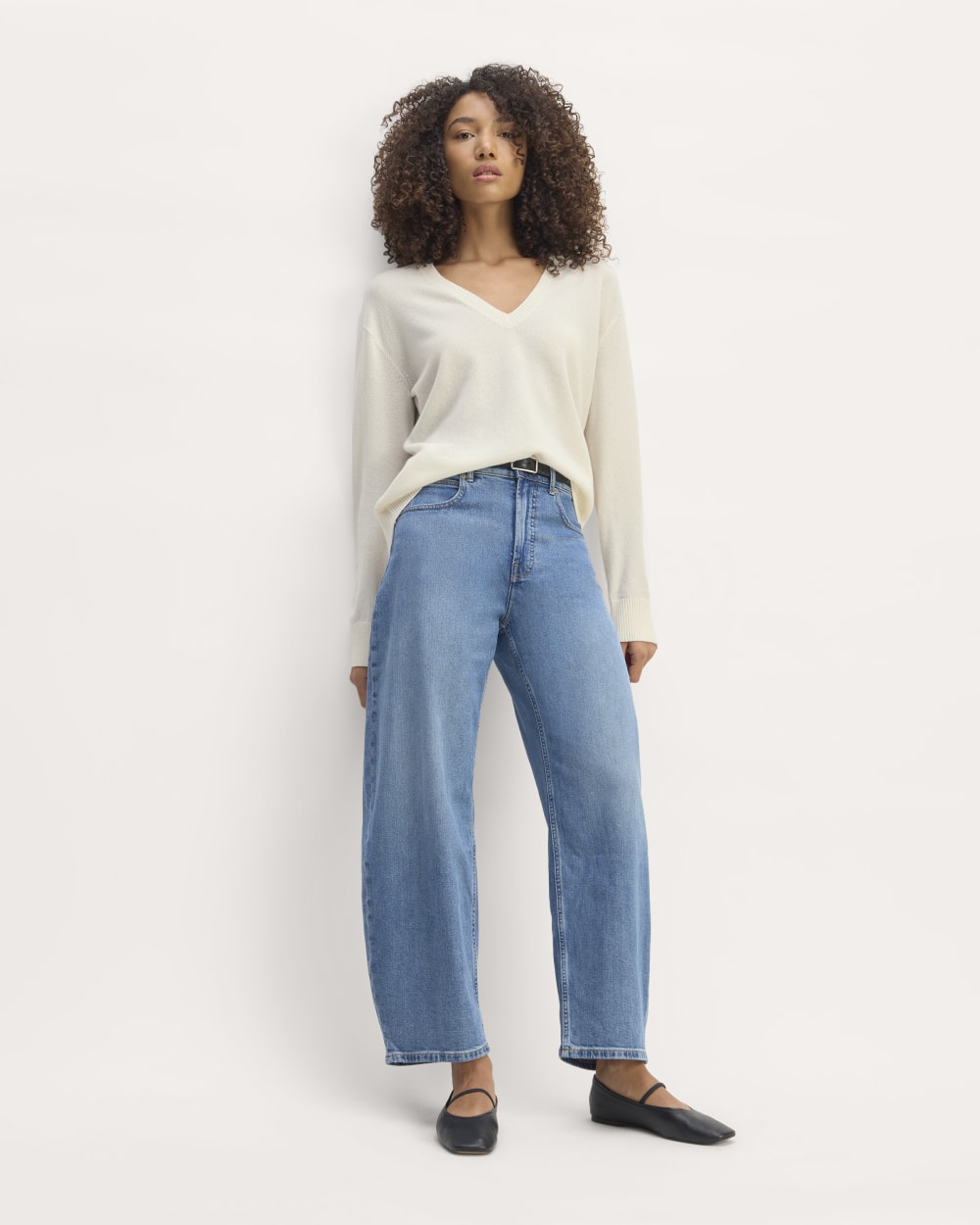 The Classic V in Cashmere in Bone — detail view