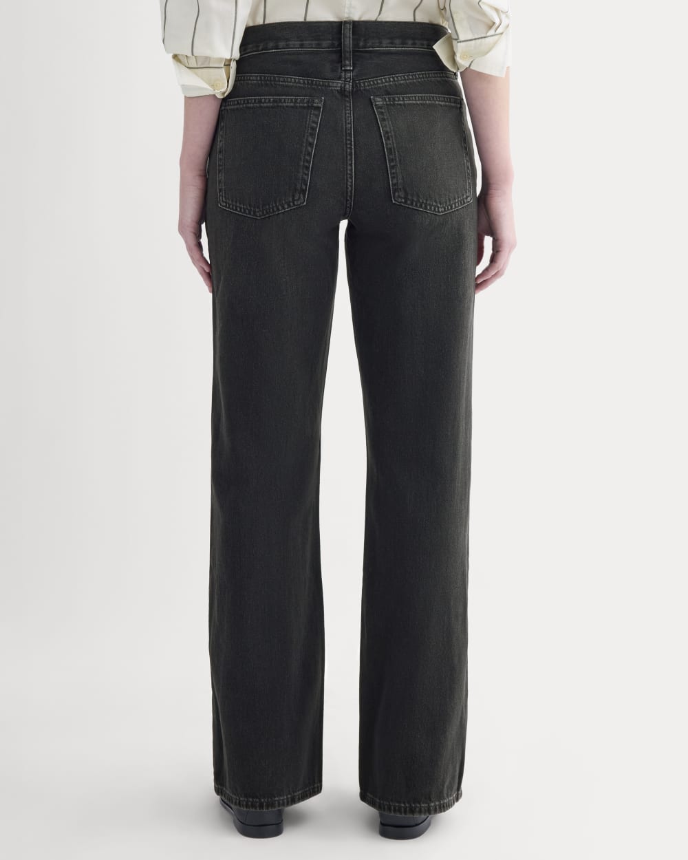 Relaxed Mid-Rise Bootcut Jean in Black — detail view