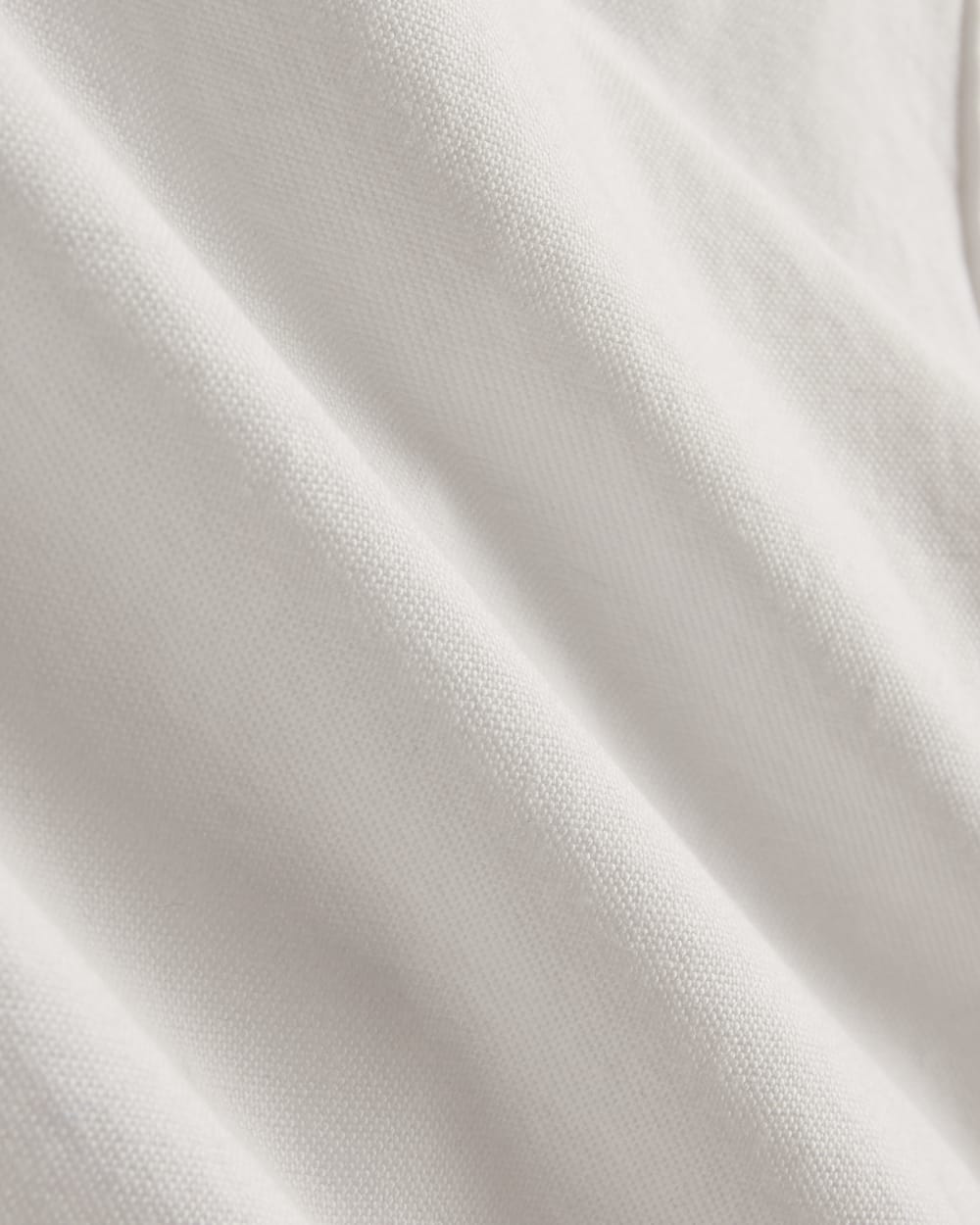 The Must-Have Oxford Shirt in White — detail view