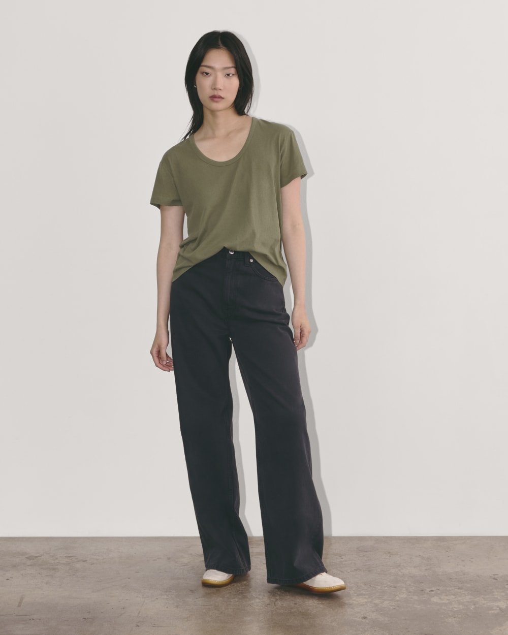The Air Scoop-Neck Tee in Kalamata — detail view