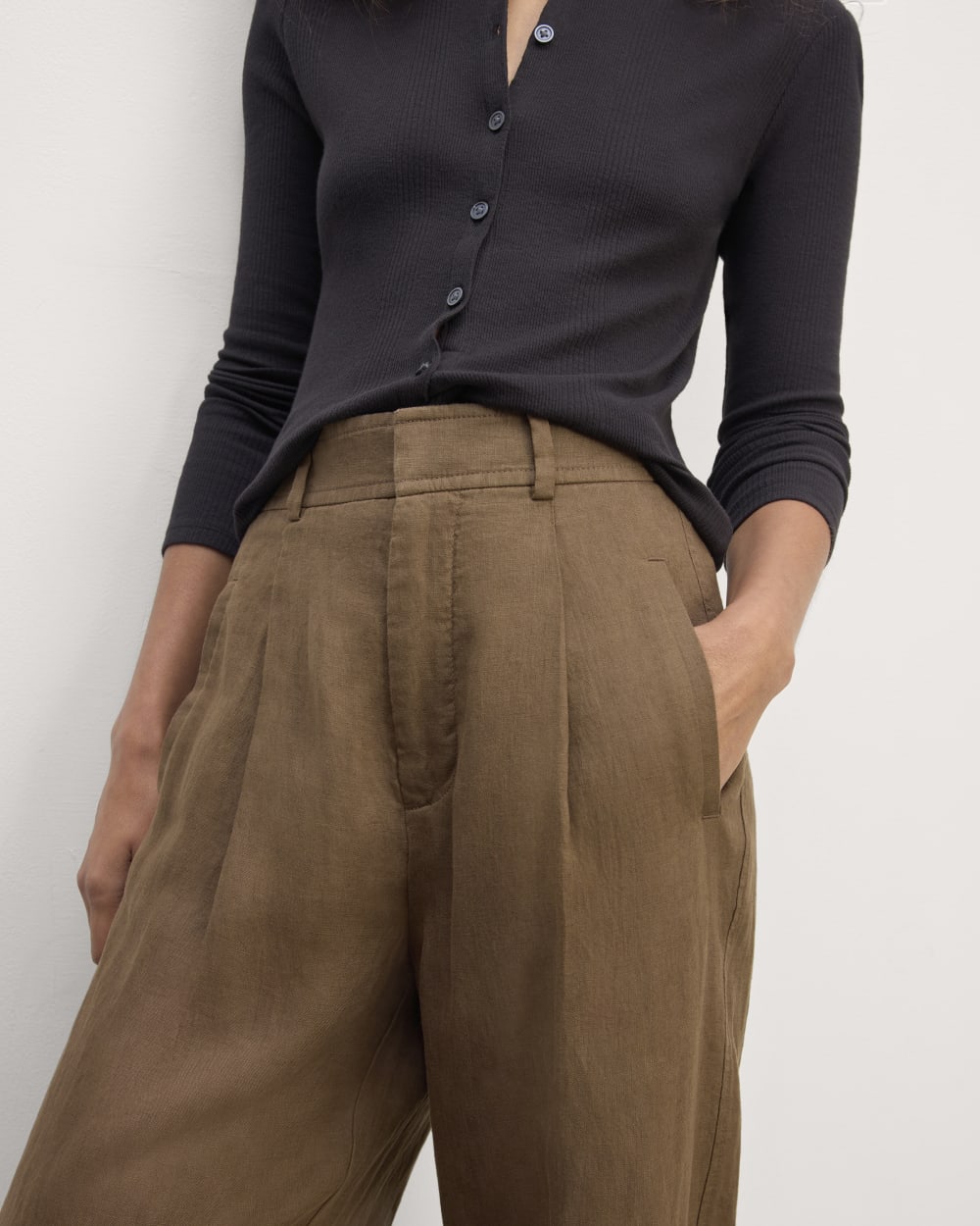 The Linen Way-High® Drape Pant in Cocoa — detail view