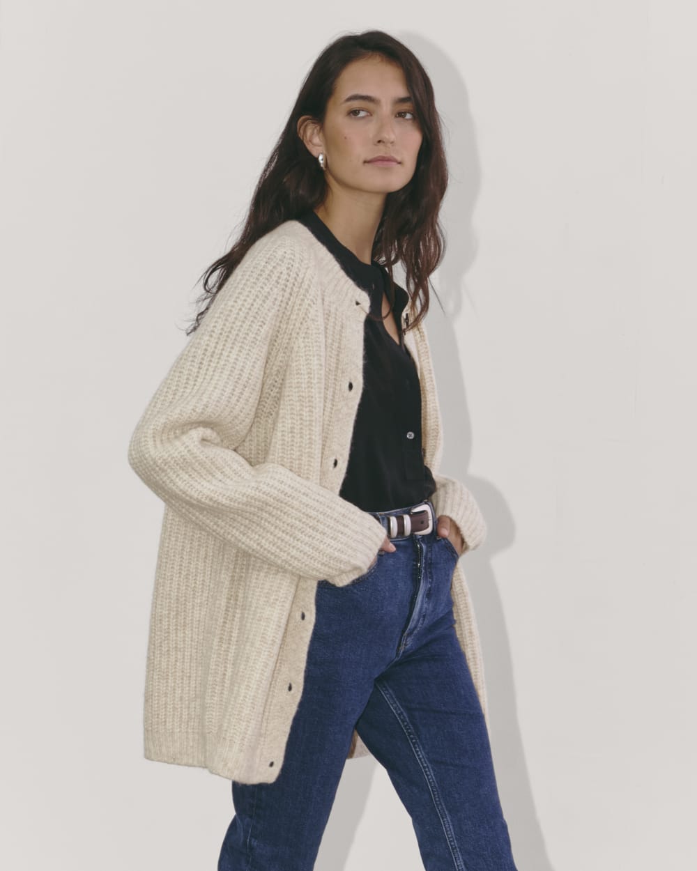 The Fisherman Cardigan in Cloud in Heathered Oat — detail view