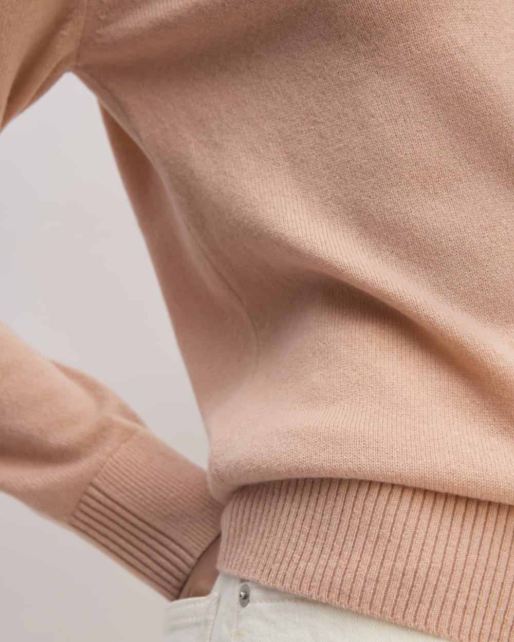 The Classic Crew in Cashmere in Blush Pink — detail view