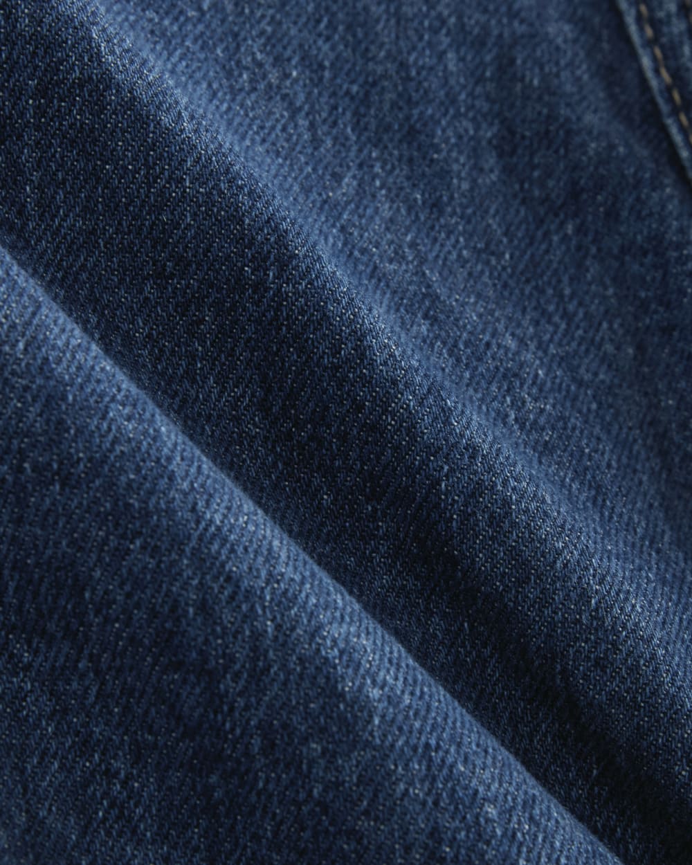 The Mid-Rise Cargo Jean in Tungsten Blue Stone — detail view