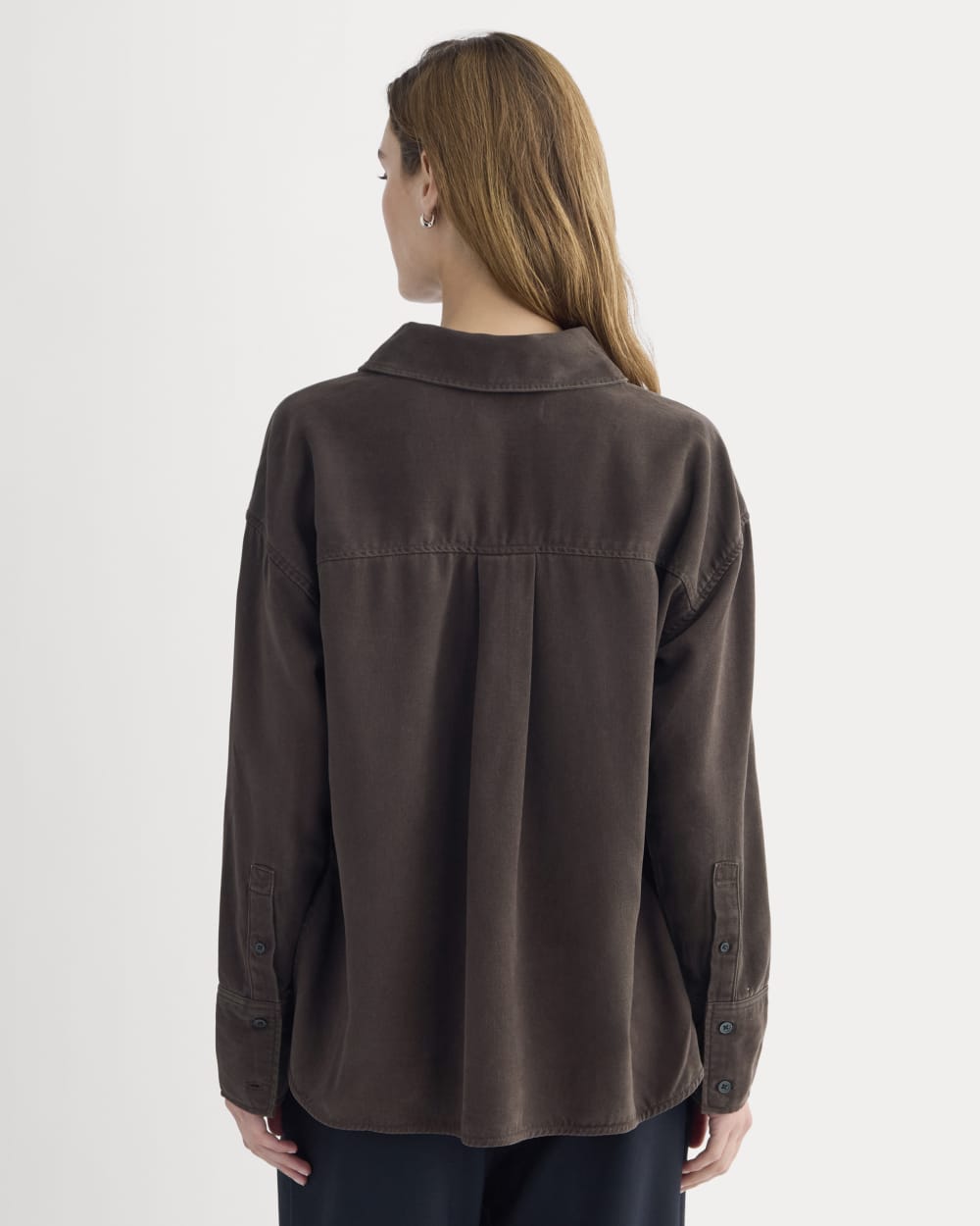 Boxy Shirt in Buttersoft in Coffee Bean — detail view
