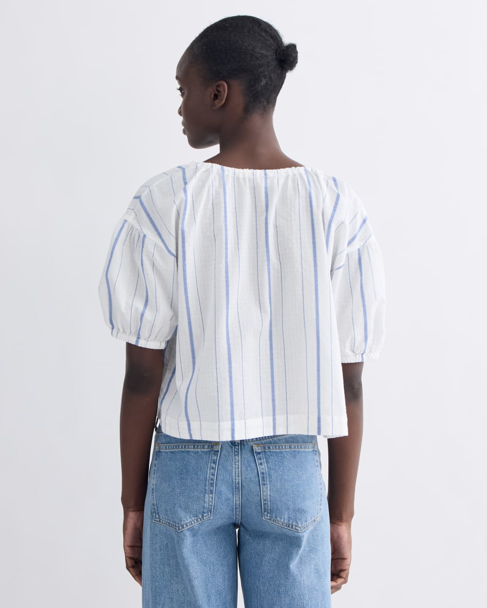 The Gauze Button-Up in Bone / Dutch Blue — detail view