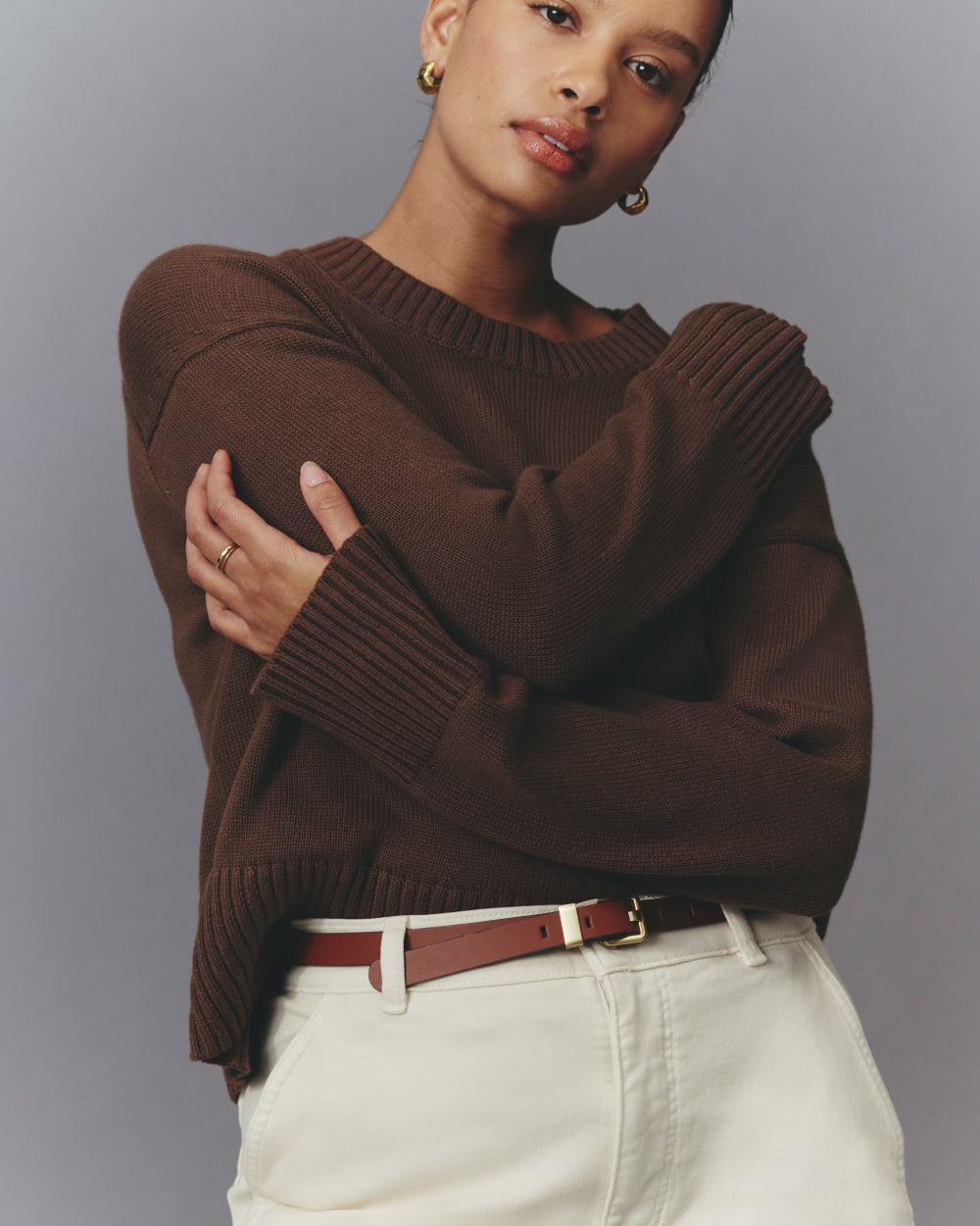 The Boxy Sweater in Everyday Cotton in Cocoa — detail view