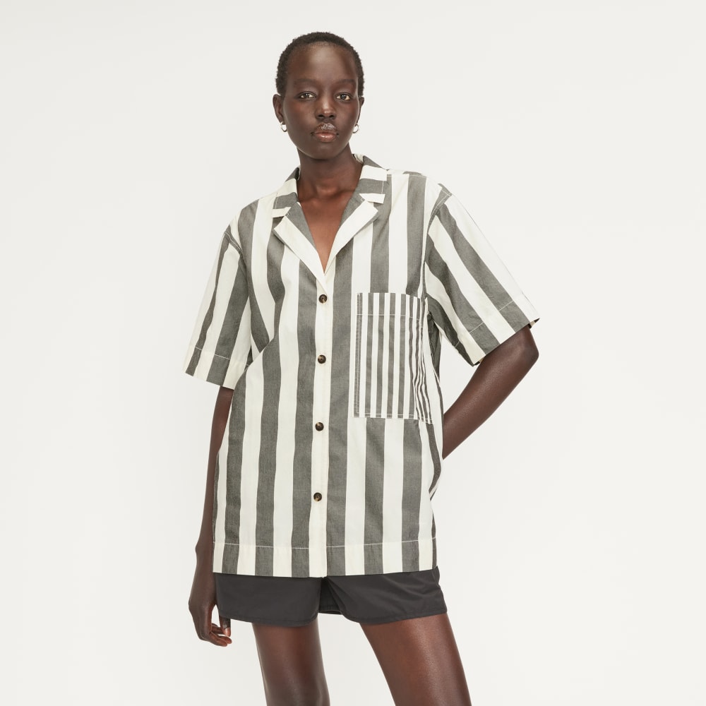 The Poplin Shirt in Bone / Black — front view