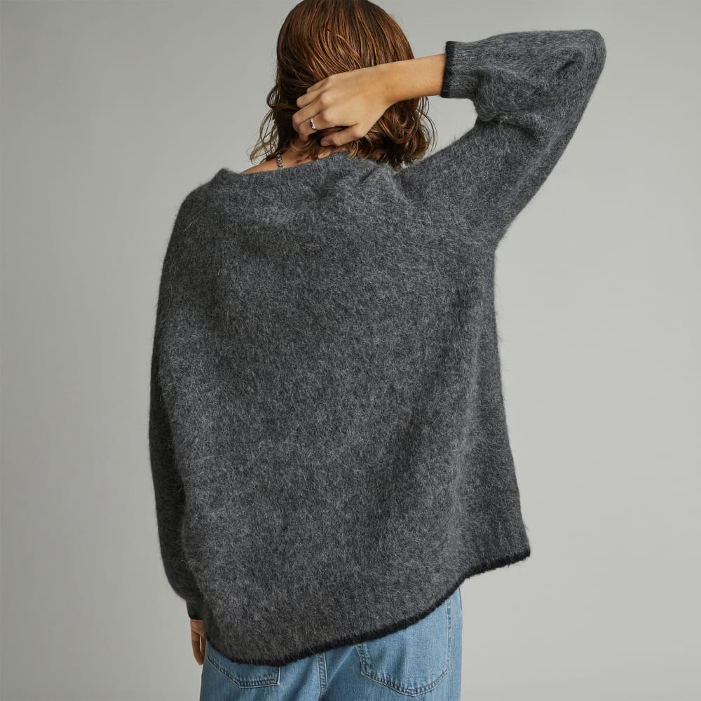 The SuperFuzz Alpaca Oversized Crew in Heathered Charcoal — detail view