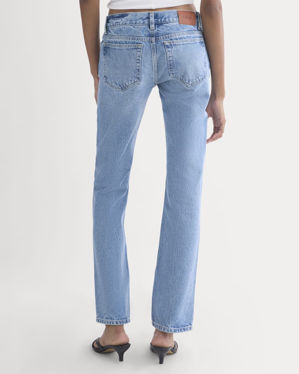 Everlane x Elena Bonvicini Highland Low-Rise Cigarette Jean in Crystal Cove Indigo — detail view