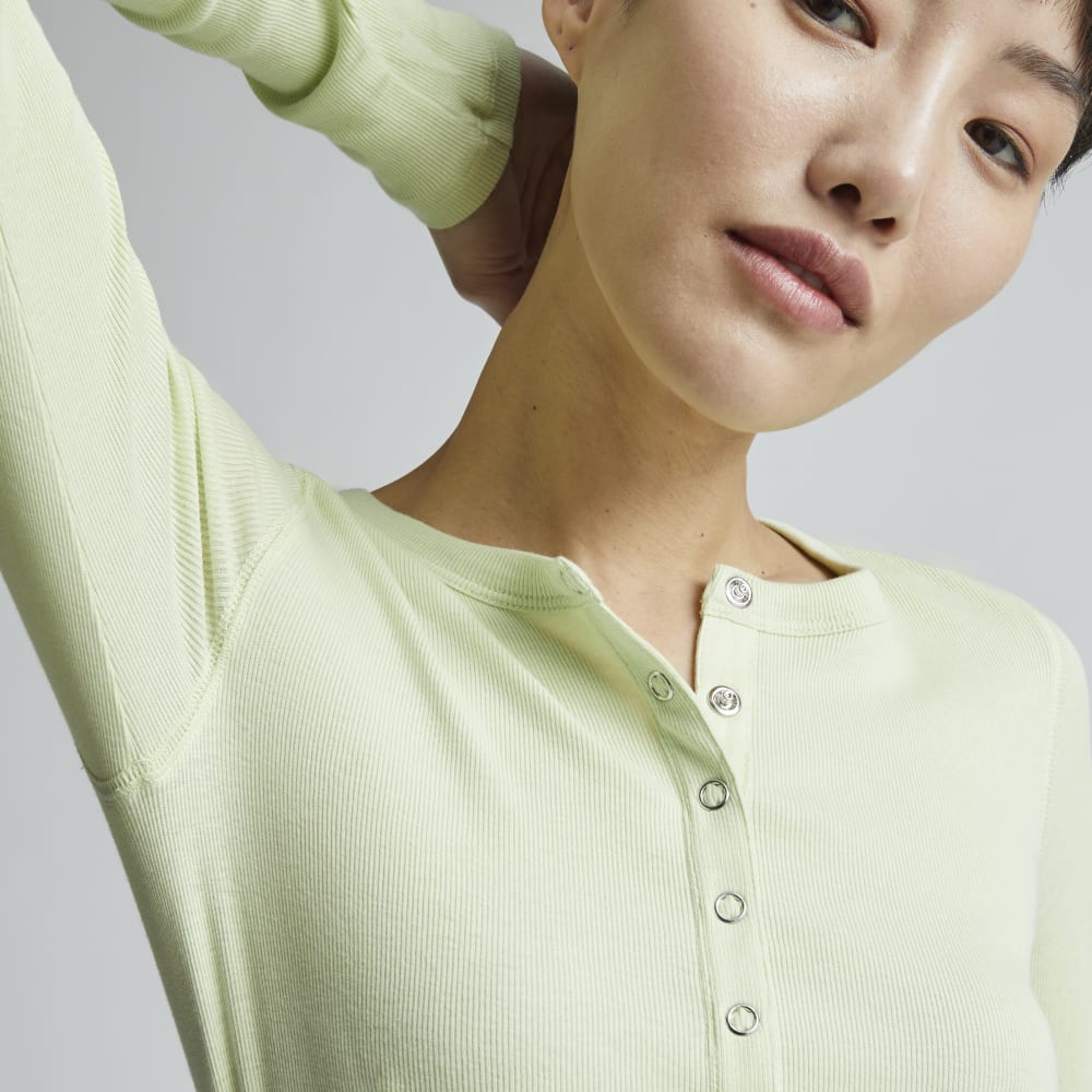 The Luxe Rib Henley in Seafoam Green — detail view