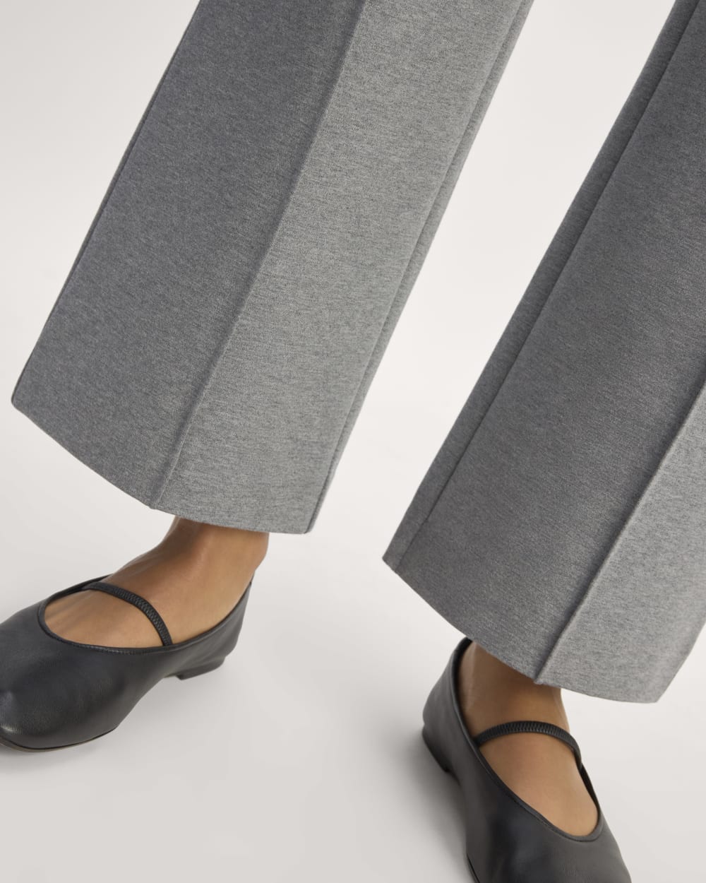 The Dream Trouser in Mid Heather Grey — detail view