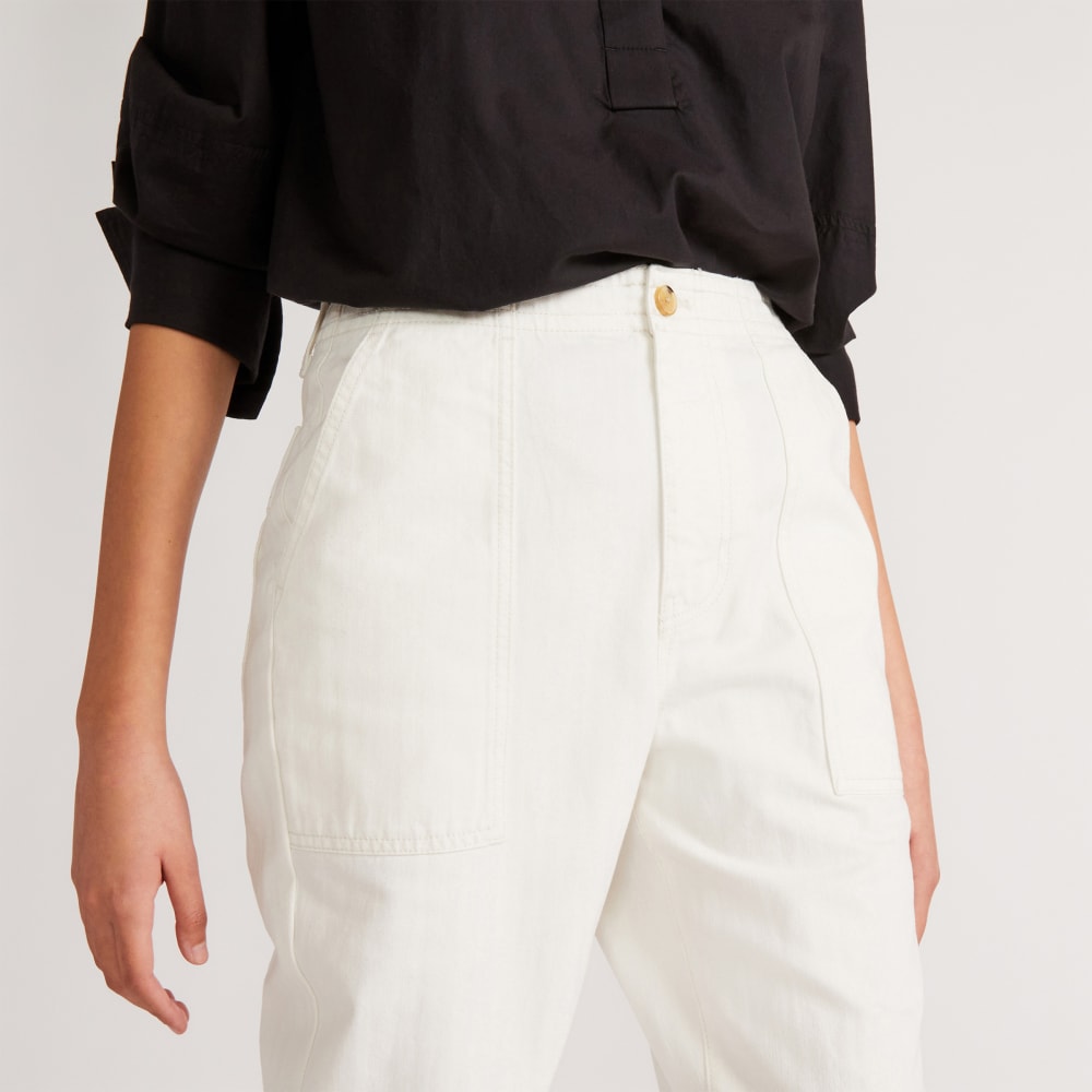 The Organic Cotton Herringbone Pant in Bone — detail view
