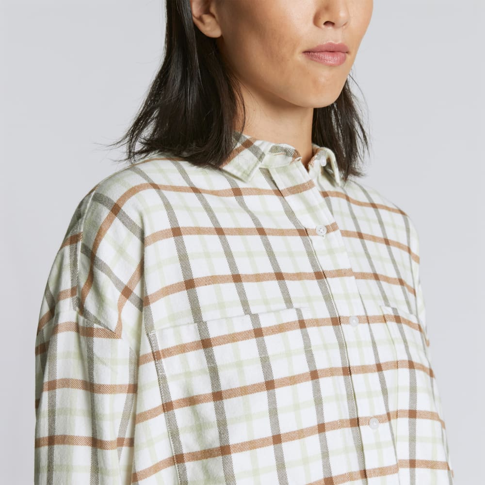 The Boxy Flannel in Seafoam / Tobacco Brown Plaid — detail view